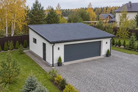 Ремонт крыши гаража из профнастила 40 м² в Красногорске — замена 6 листов, саморезов и обработка ржавчины
